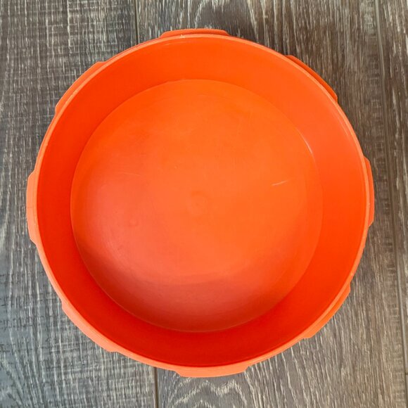 Vintage Tupperware Servalier Canisters – Set of 4 - Picture 14 of 16